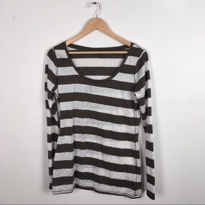 Express Long Sleeve Tee